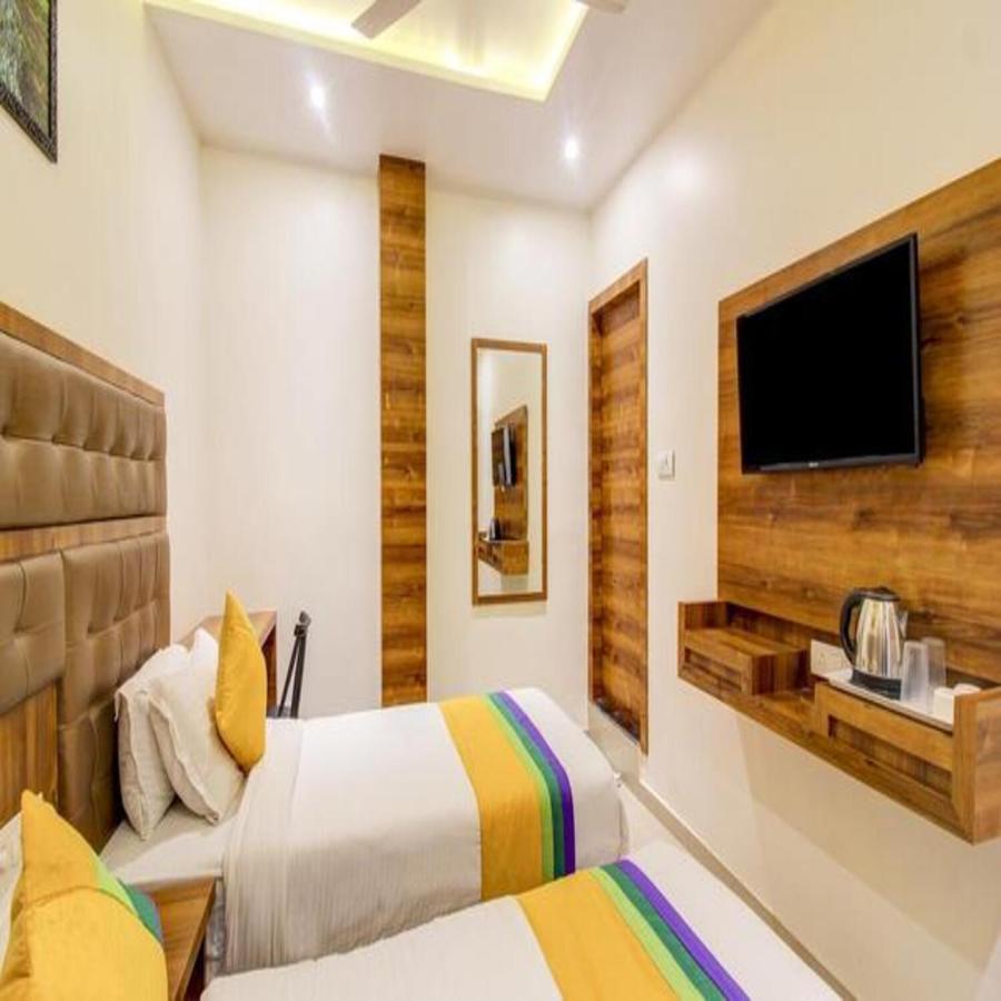 Hotel Riva International Goregaon- Near Nesco Mumbai Dış mekan fotoğraf