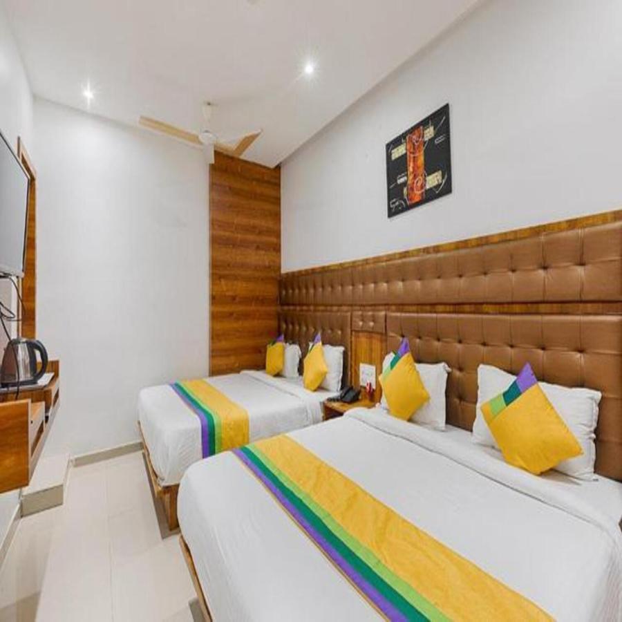 Hotel Riva International Goregaon- Near Nesco Mumbai Dış mekan fotoğraf