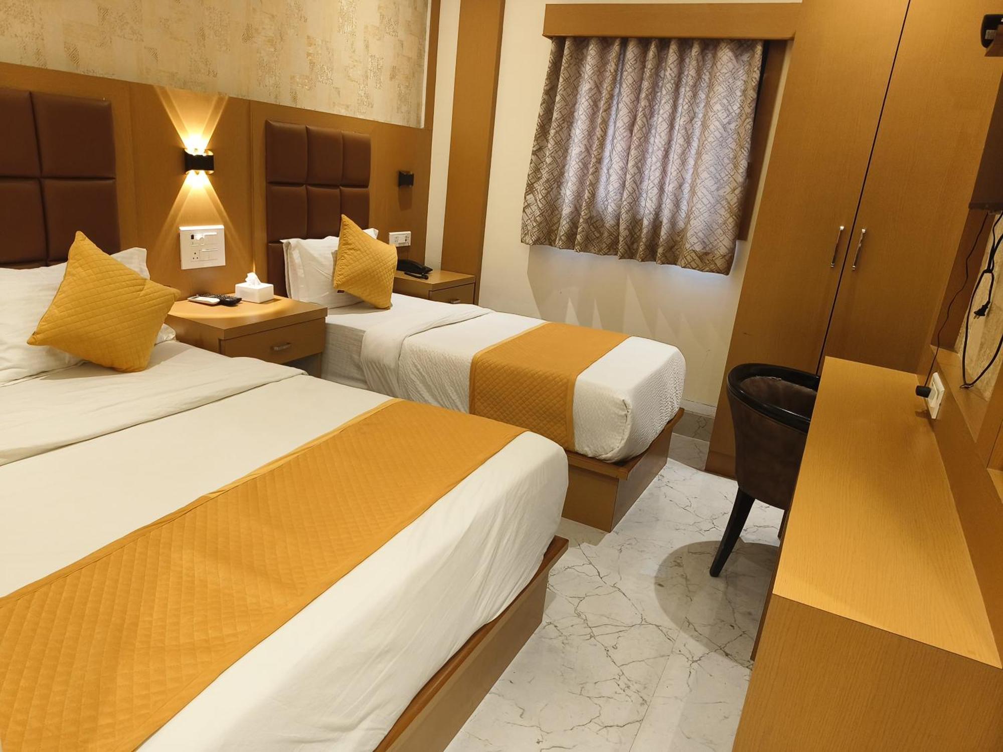 Hotel Riva International Goregaon- Near Nesco Mumbai Dış mekan fotoğraf