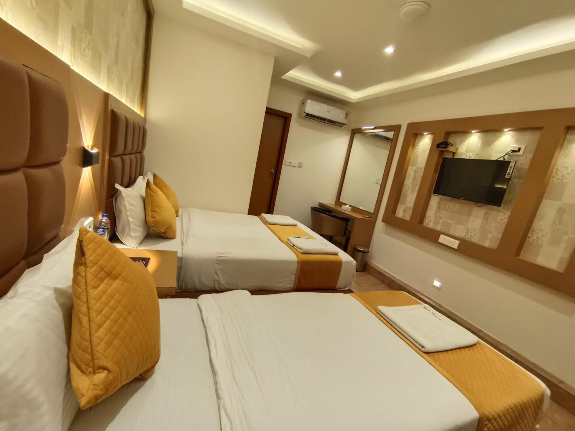 Hotel Riva International Goregaon- Near Nesco Mumbai Dış mekan fotoğraf
