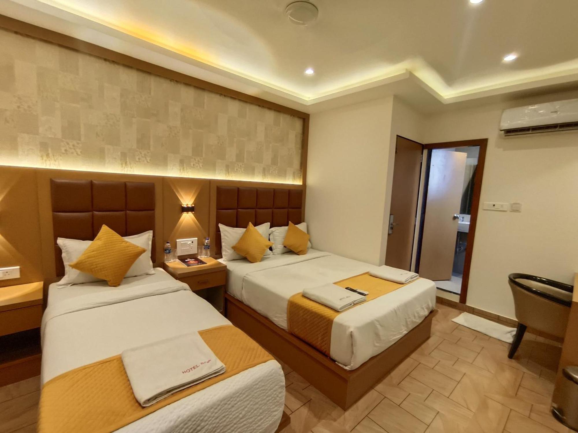 Hotel Riva International Goregaon- Near Nesco Mumbai Dış mekan fotoğraf