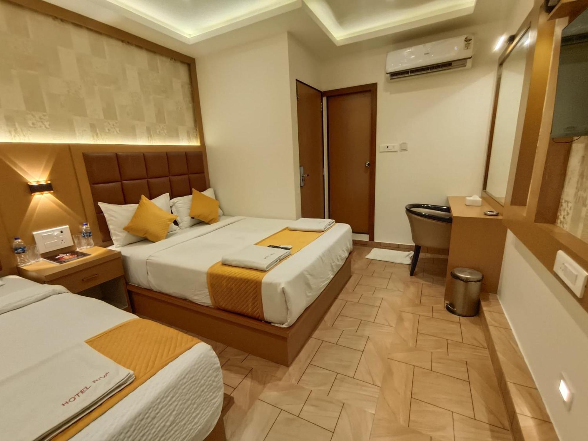 Hotel Riva International Goregaon- Near Nesco Mumbai Dış mekan fotoğraf